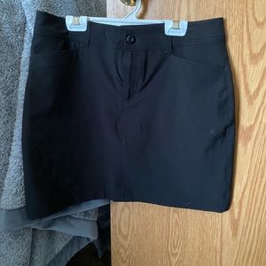 New Size 4 Eddie Bauer Skirt